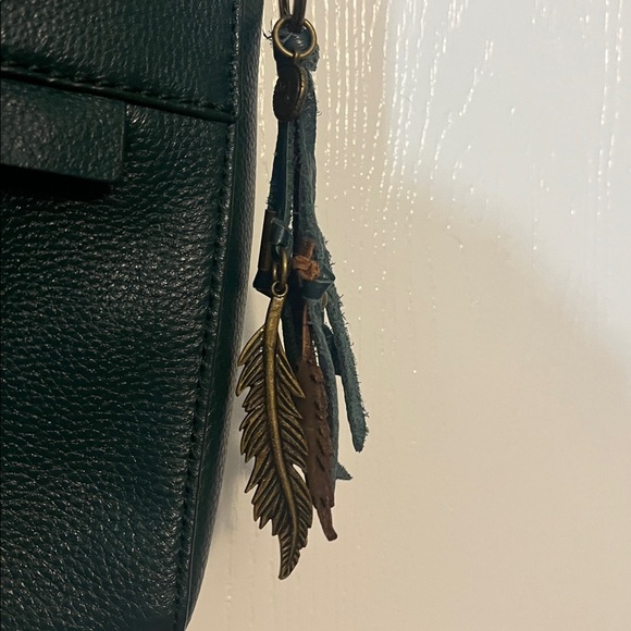 The Sak Green Leather Shoulder Bag - Picture 6 of 10